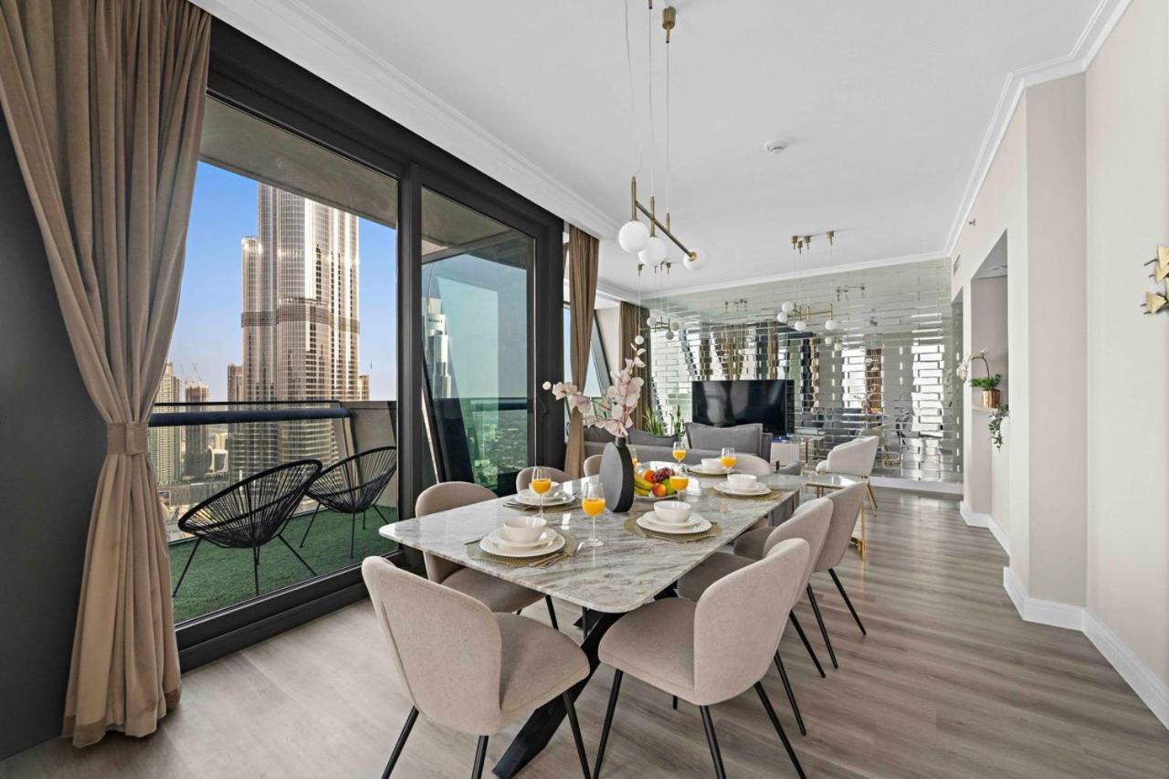 First Class 3Br With Full Burj Khalifa And Fountain View Dubai Exterior photo
